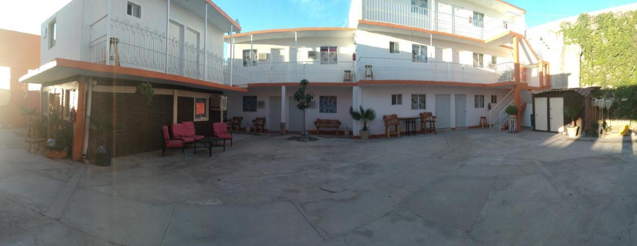 Consul Suites Ciudad Juárez Buitenkant foto